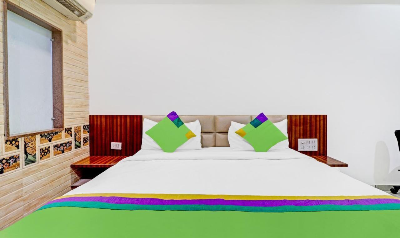 فندق Treebo Taj Dream آغْرا المظهر الخارجي الصورة